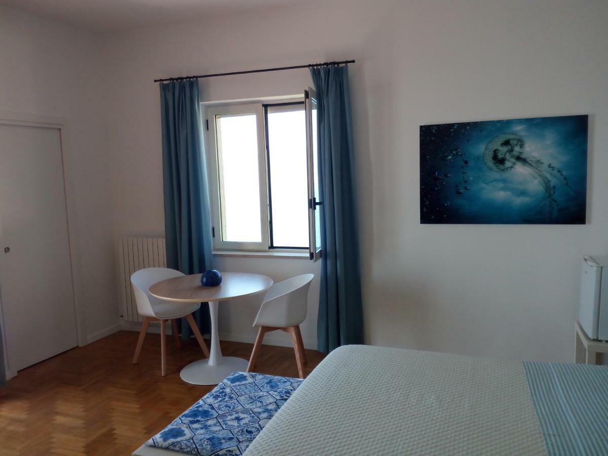 Ambrosio Home Bed & Breakfast Vico Equense